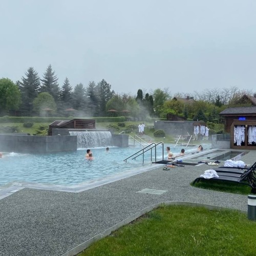 Индивидуальная перезагрузка на водах Кавказа: термы, сауны и прогулки по курортам