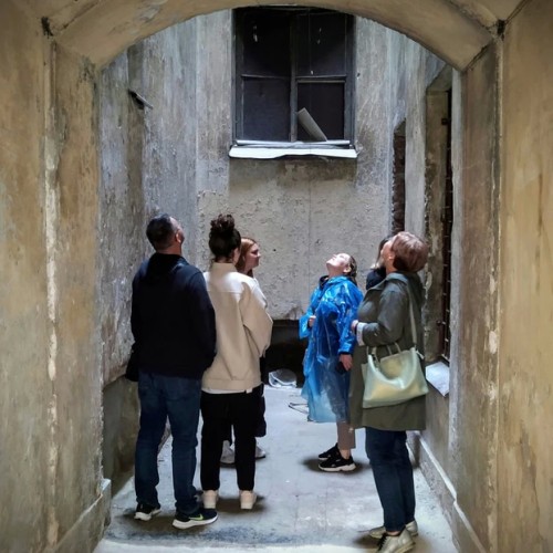 Путешествие по проходным дворам Санкт-Петербурга