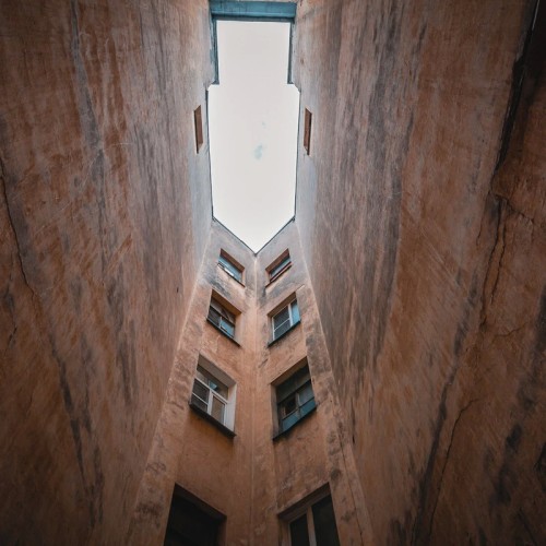 Путешествие по проходным дворам Санкт-Петербурга