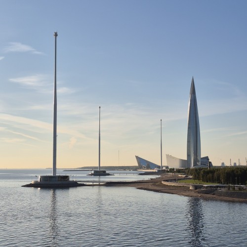 Новый облик Петербурга: от «Лахта-центра» до копии корабля петровского времени