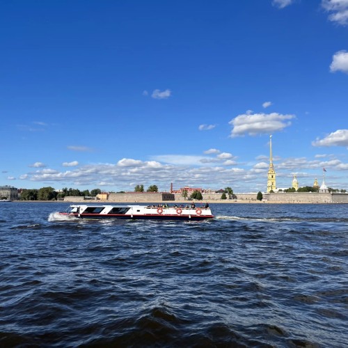 Водная прогулка к Северным островам и видом на Финский залив