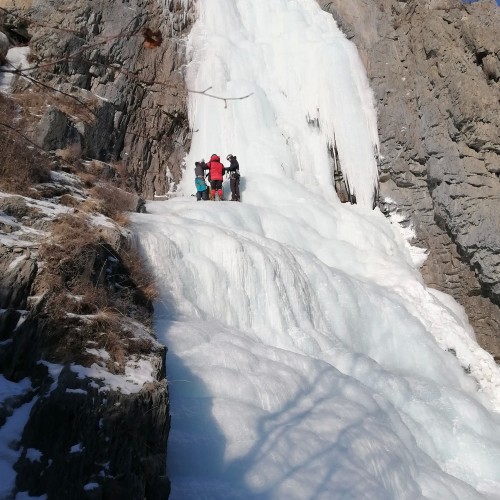 К Гейзерному озеру через «Красные ворота» (из Горно-Алтайска)