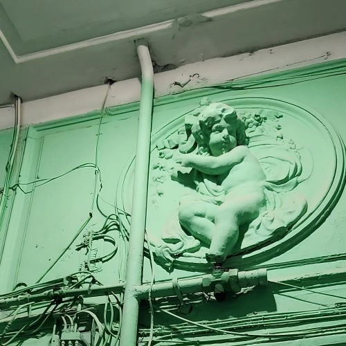 Богатые тоже плачут