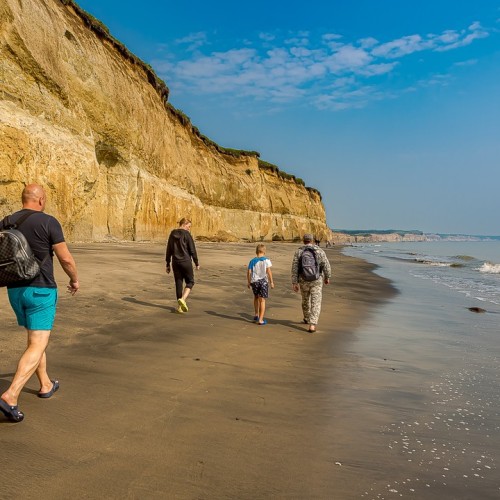 На Кунашир за вулканическими пейзажами: активное путешествие на внедорожнике в мини-группе