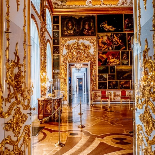 Екатерининский дворец в Пушкине (из Петербурга)