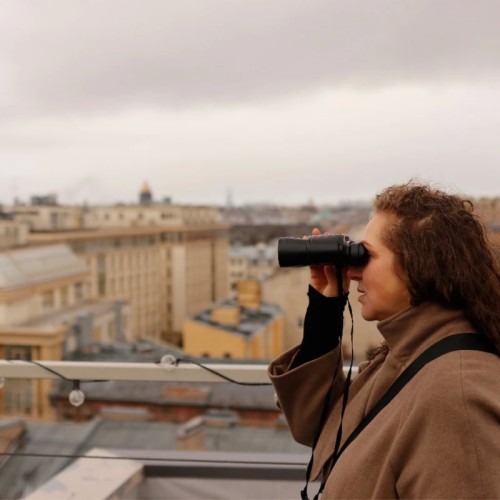 От андеграунда до небесной перспективы: прогулка по городу + безопасная крыша