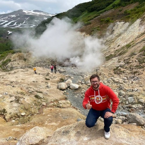 Камчатка в мини-группе: перевалы, бухты, сопки и купание в природных источниках