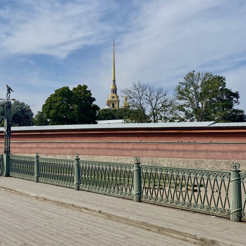 Петропавловская крепость: фортеция, храм, темница (в группе)