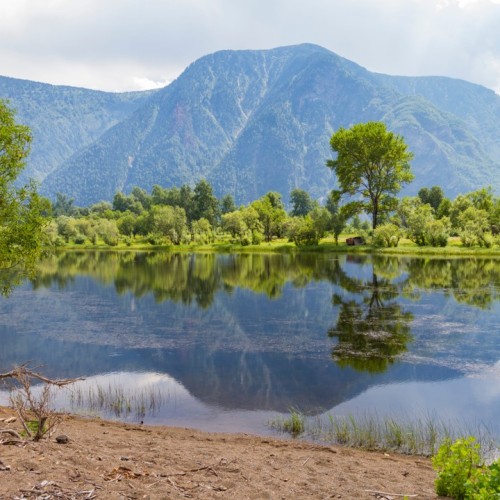Май — пора на Алтай: Телецкое озеро, Патмос и Чуйский тракт