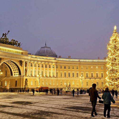 Знакомство с Петербургом: обзорная экскурсия + Эрмитаж (билеты включены)