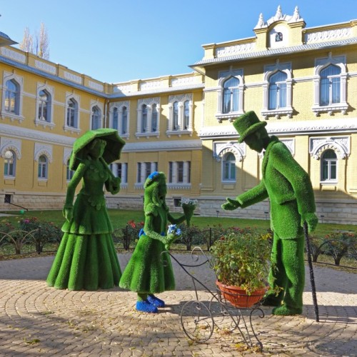 Индивидуальная перезагрузка на водах Кавказа: термы, сауны и прогулки по курортам