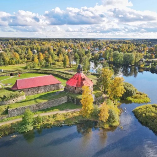 Большое путешествие из Петербурга — к Ладожским шхерам