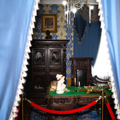 На цветение сирени в Ивановку: фестиваль, усадьбы и торжество романса