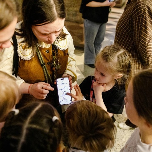 В Египетский зал Эрмитажа с энтомологом