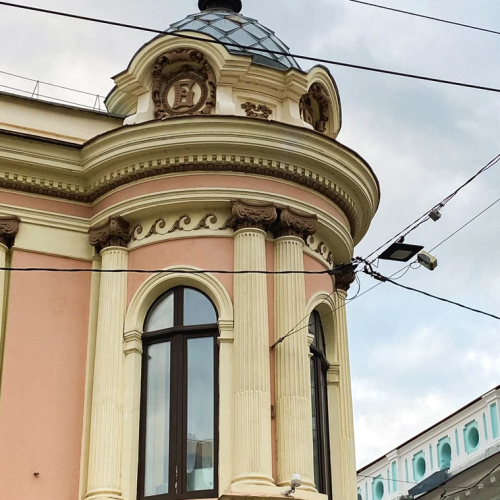 За ручку по Нижнему Новгороду: аудиоэкскурсия по кремлю и Рождественской улице