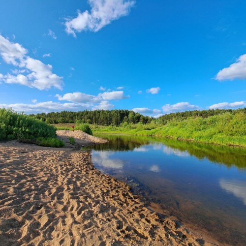 Подальше в лес: сплав на байдарках по реке Медведице