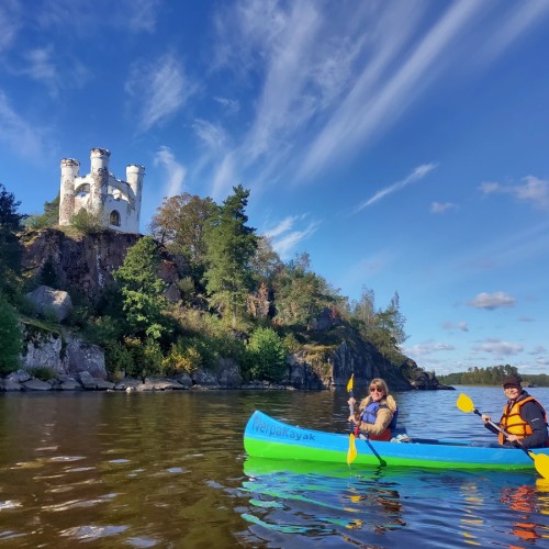 На байдарках — в парк Монрепо!