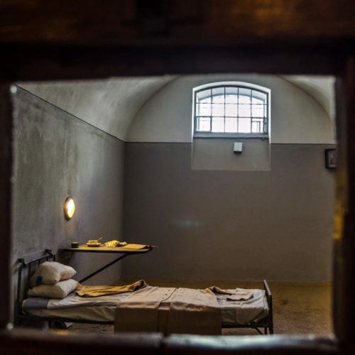 Петропавловская крепость: тюрьма, подземный ход и усыпальница царей