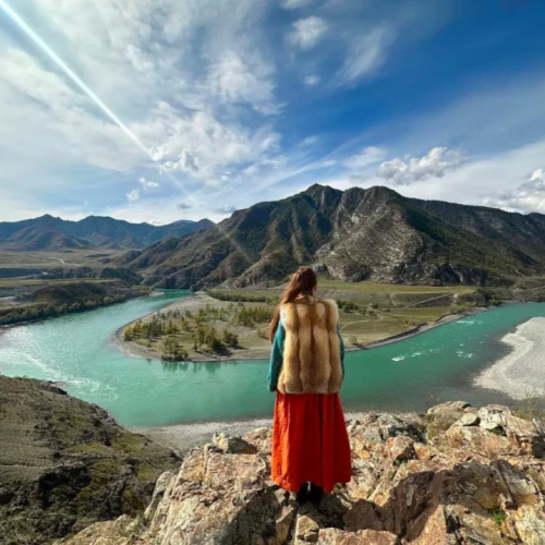 Возрождающая сила Алтая: ретрит-тур в женской компании