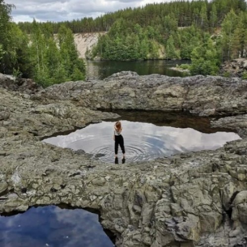 Популярная Карелия: топовые места и отдых в глэмпинге на берегу Ладоги