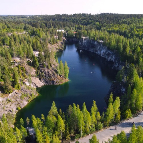 Разные эпохи Карелии — из Санкт-Петербурга