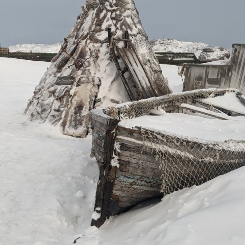 Путешествие в Арктику только для вас: Мурманск, Териберка, северное сияние и локации на ваш выбор