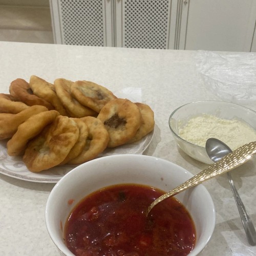 Чеченская кухня: готовим, едим и танцуем лезгинку