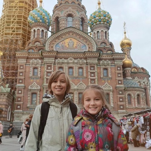 (Не)церкви: парадный Петербург и его контрасты