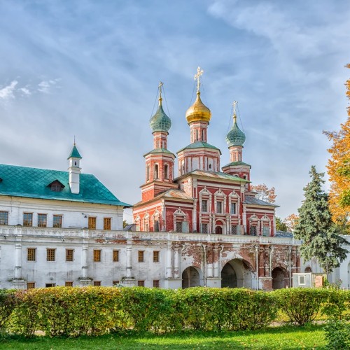 Экскурсия по Новодевичьему монастырю в мини-группе