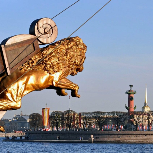 Мобильный квест «Львы — хранители Петербурга»