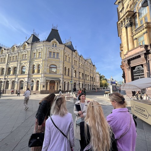 По денежным местам Москвы — с гидом-инсайдером банка. Индивидуальная экскурсия