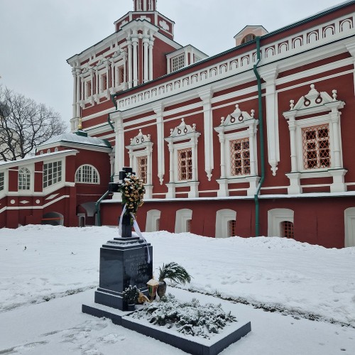 Светская экскурсия в прошлое и настоящее Новодевичьего монастыря