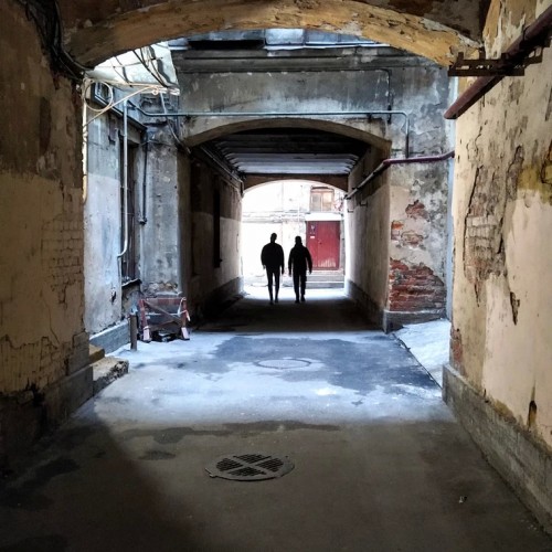 За угол от Невского проспекта: экскурсия по проходным дворам