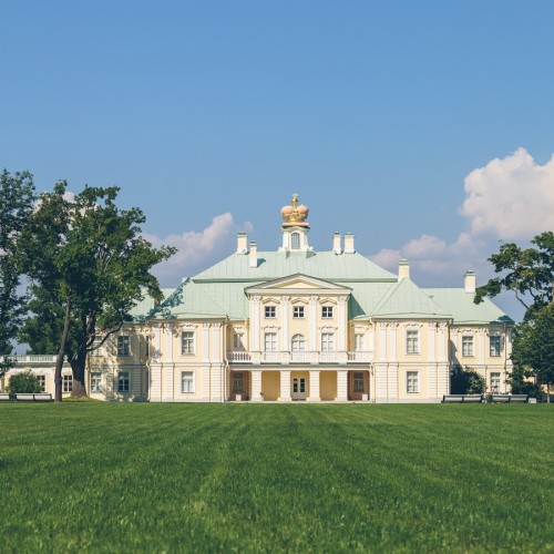 Из Петербурга — в Ораниенбаум и Меншиковский дворец