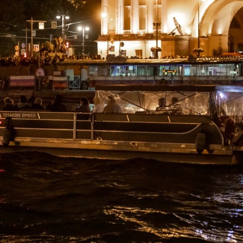 Индивидуальная прогулка на развод мостов!