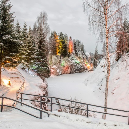 Карелия из Санкт-Петербурга: водопады, Рускеала и тот самый ретропоезд