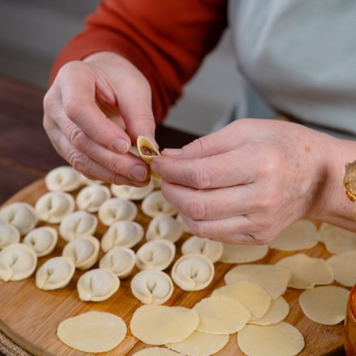 Родные просторы вблизи златоглавой: древние города, мастер-классы, застолья и отдых на пасеке