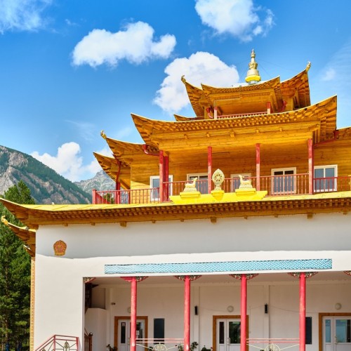 Экспресс-тур на летний Байкал: природные красоты, буддийские святыни и экскурсия по Улан-Удэ