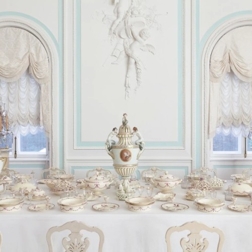 Экскурсия по Нижнему парку и дворцу Петергофа (билеты включены)