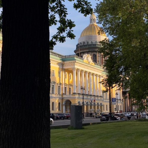 Символы Петербурга для всей семьи