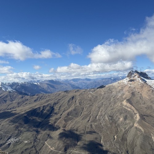 Смотреть на звёзды и трогать облака: восхождение на Ярыдаг с фотосъёмкой (мини-группа)