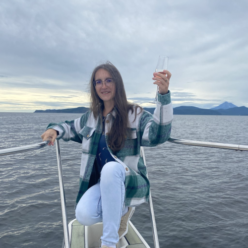 Большое путешествие по Камчатке: вулканы, глэмпинг в Мёртвом лесу и круиз в бухту Русская