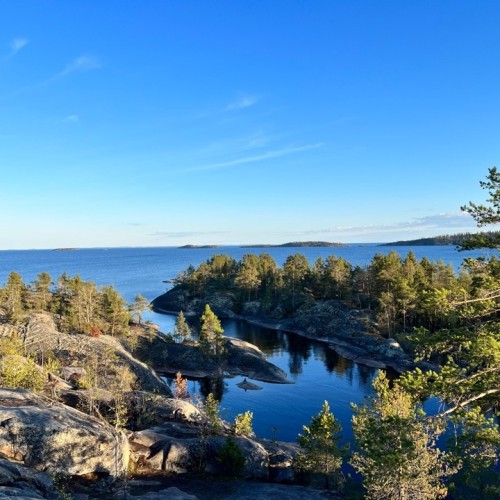 Легендарный карельский маршрут: остров Валаам и парк «Рускеала»
