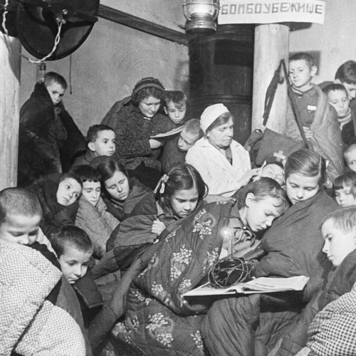 Истории и судьбы блокадного Ленинграда — с музеем в особняке Румянцева