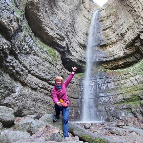 Треккинг в Чегемском ущелье без рюкзаков с проживанием в гостевом доме (всё включено)
