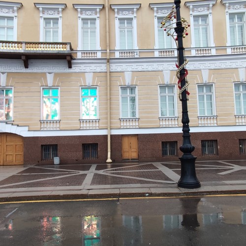 Революционеры или террористы? Групповая экскурсия