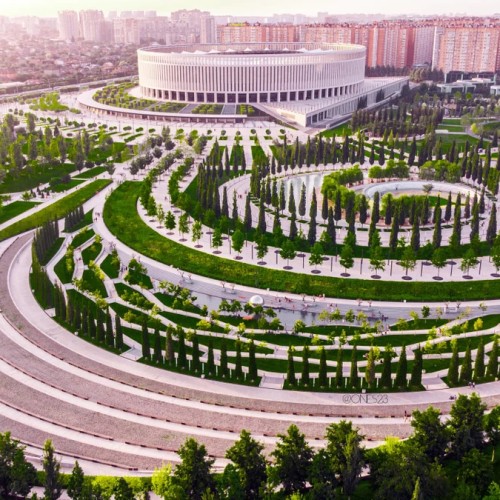 Аллеями парка Галицкого в Краснодаре