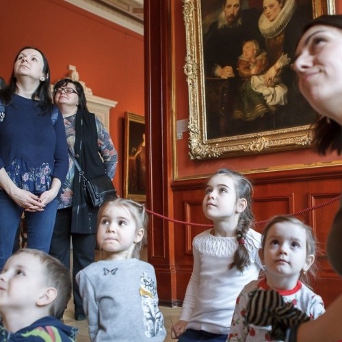 Картинная галерея Эрмитажа для детей и взрослых