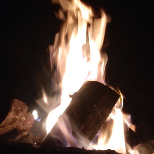 Пик звездопада Персеиды: ночь на плато Канжол в палатках с видом на Эльбрус