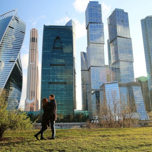 Семейное путешествие в Москву: прогулка с фонарщиком, детективная экскурсия и «Мосфильм»